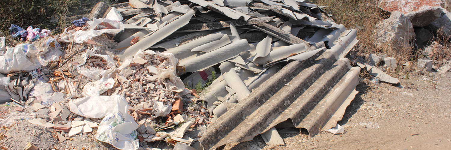 Asbest Landvervuiling: Risico's en Sanering